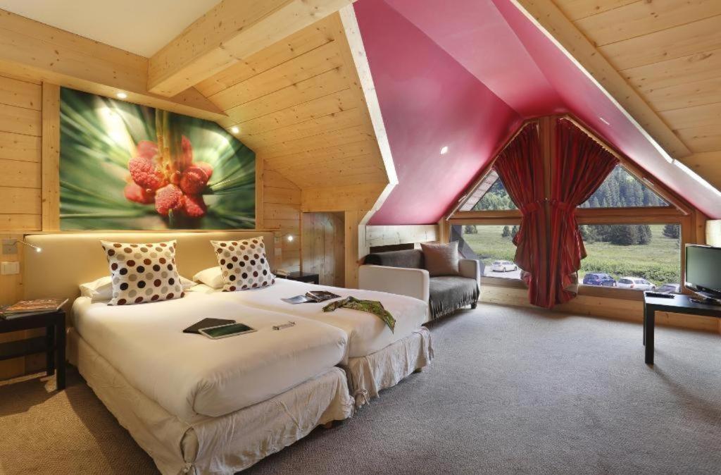 Hotel Les Roches 1500 Mieussy Exterior foto